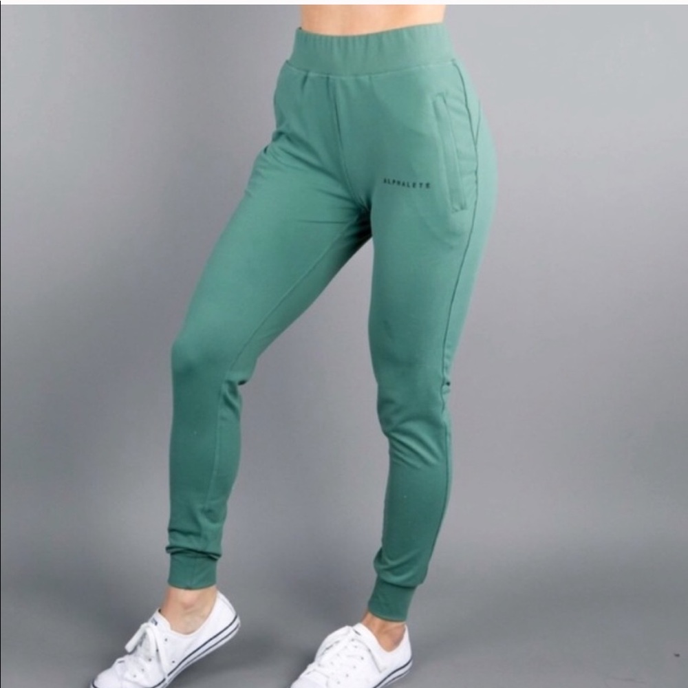 Alphalete premium joggers